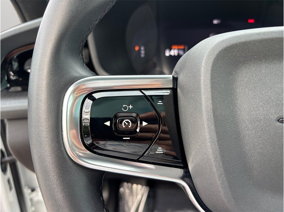 Used 2022 Polestar Polestar 2 w/ Plus Package AWD/4WD image 26