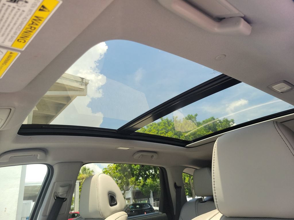 Used 2024 Acura MDX w/ Technology Package FWD image 20