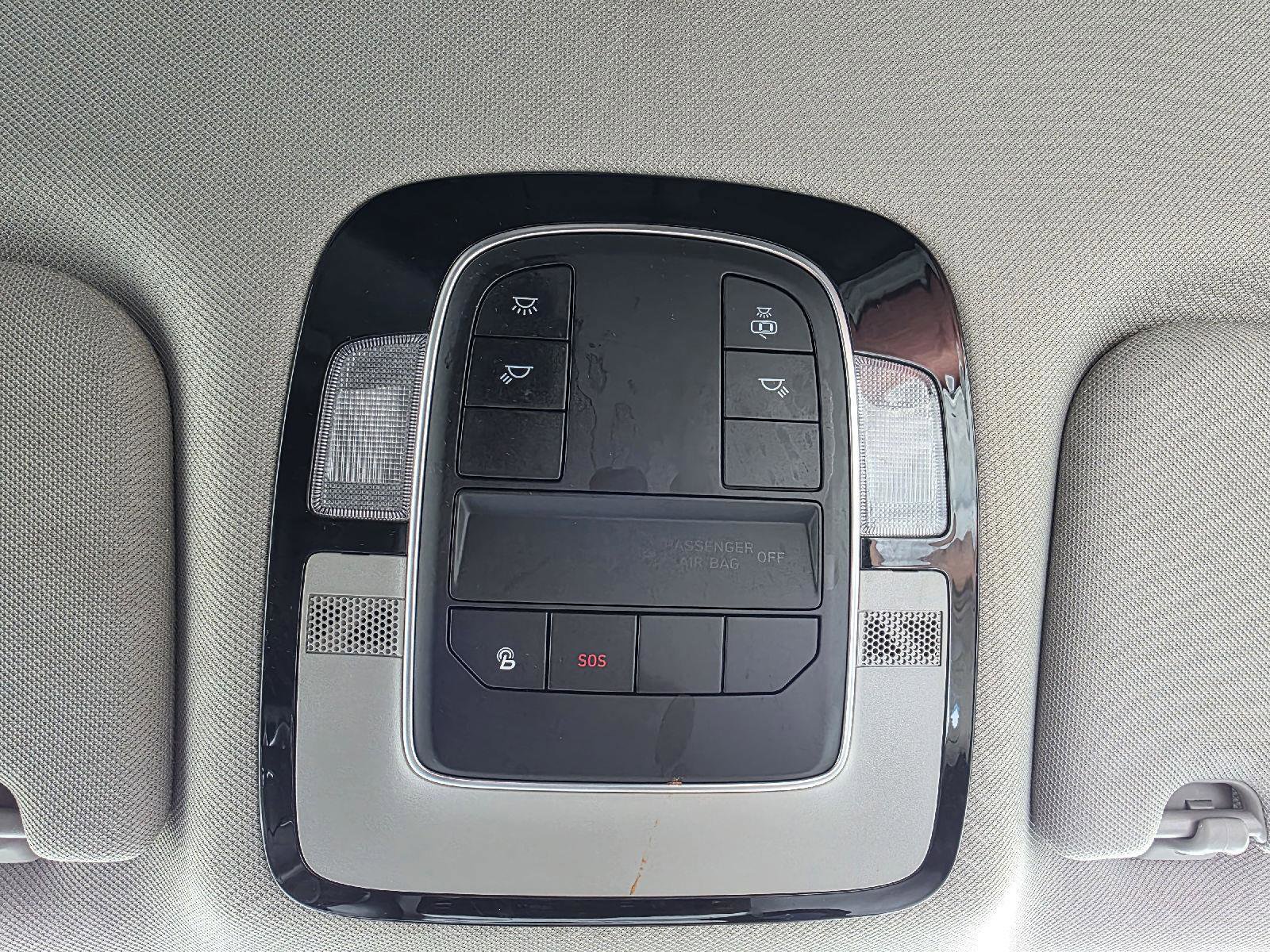 Used 2022 Hyundai Santa Fe SEL image 23