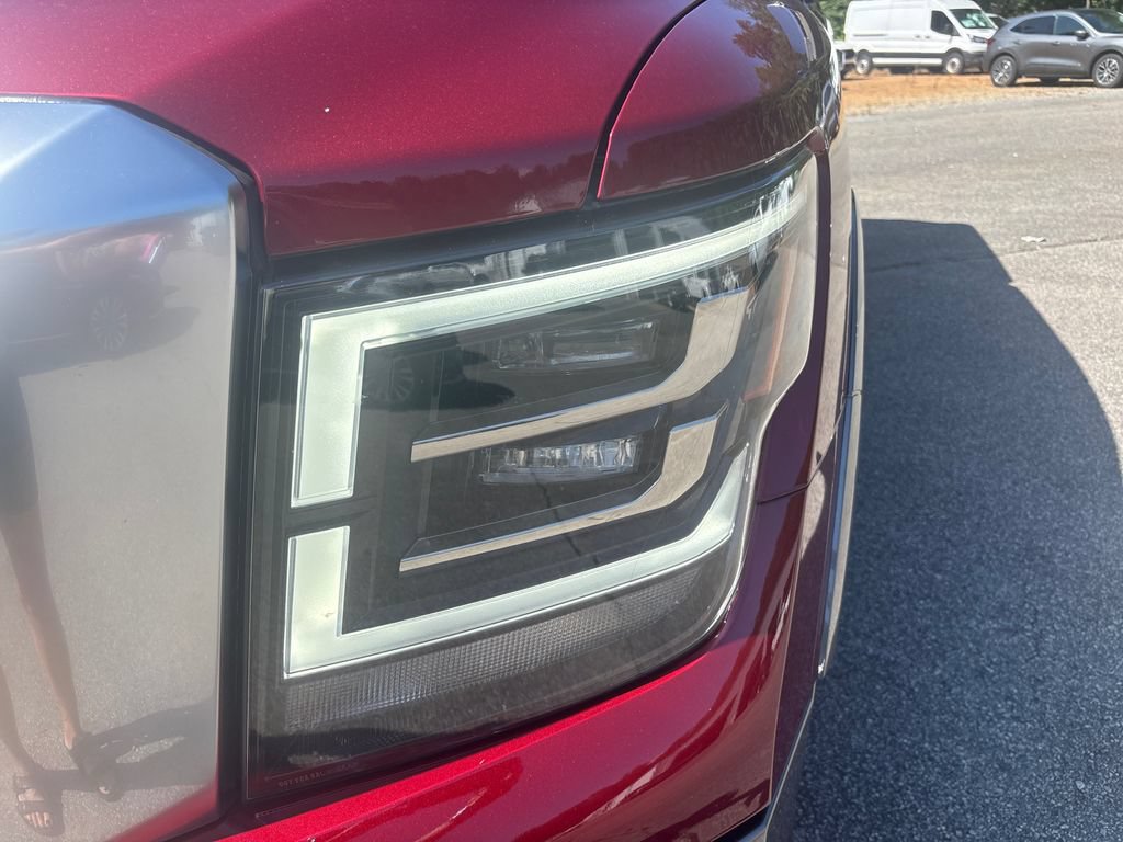Used 2023 Nissan Titan Platinum Reserve w/ Moonroof Package AWD/4WD image 9
