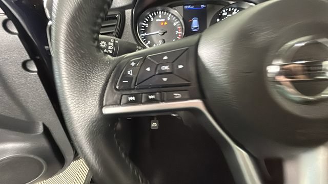Used 2020 Nissan Rogue SV AWD/4WD image 15