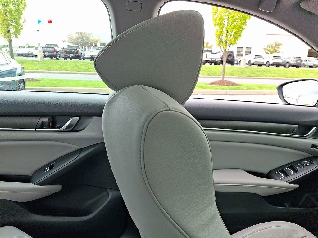 Used 2018 Honda Accord EX-L image 13
