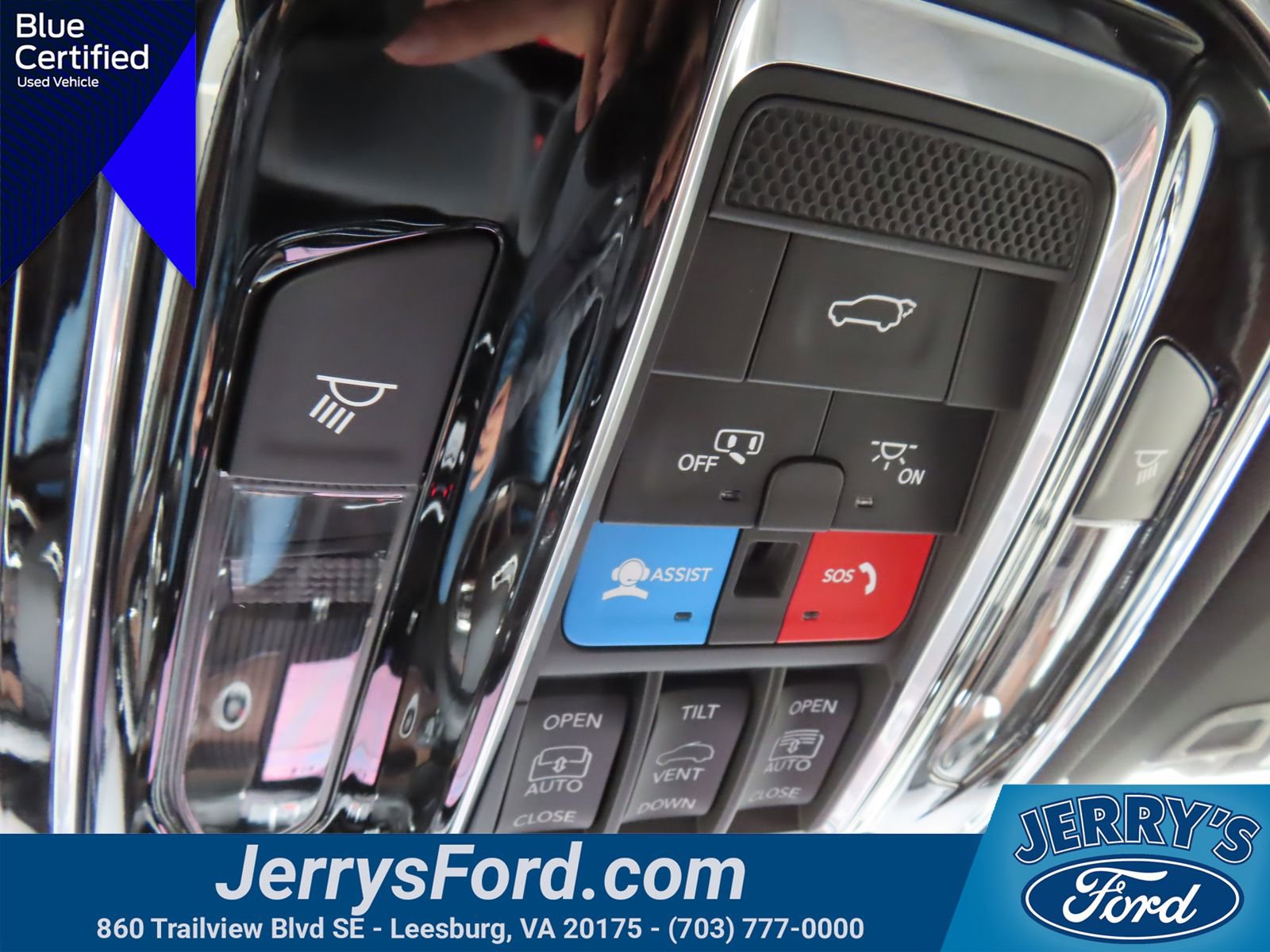 Used 2023 Jeep Grand Cherokee Summit w/ Luxury Tech Group V image 45