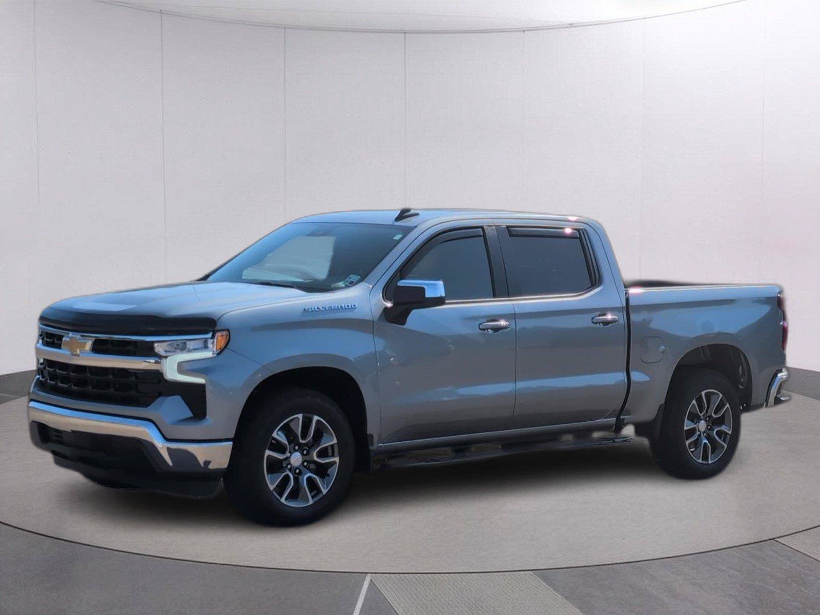 Used 2024 Chevrolet Silverado 1500 LT w/ Leather Package RWD image 1
