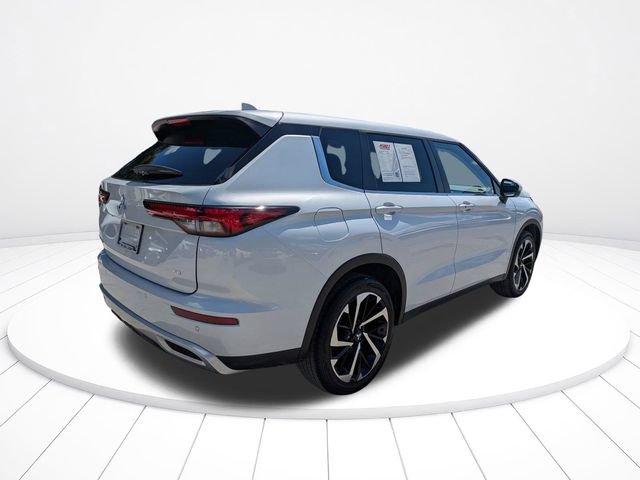 Used 2024 Mitsubishi Outlander SE FWD image 4