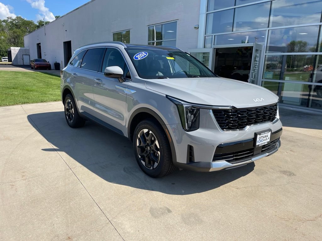 Used 2024 Kia Sorento S w/ Panoramic Sunroof Package AWD/4WD image 1