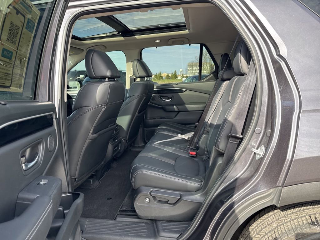 Certified 2023 Honda Pilot Touring image 36