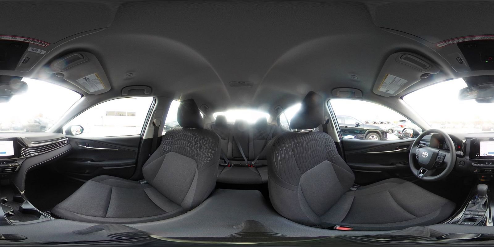 Used 2025 Toyota Camry LE image 41