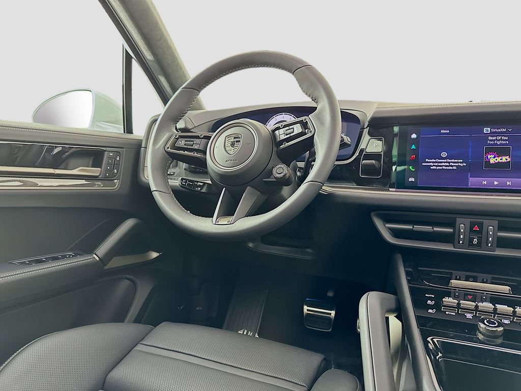 New 2026 Porsche Cayenne Turbo AWD/4WD image 25