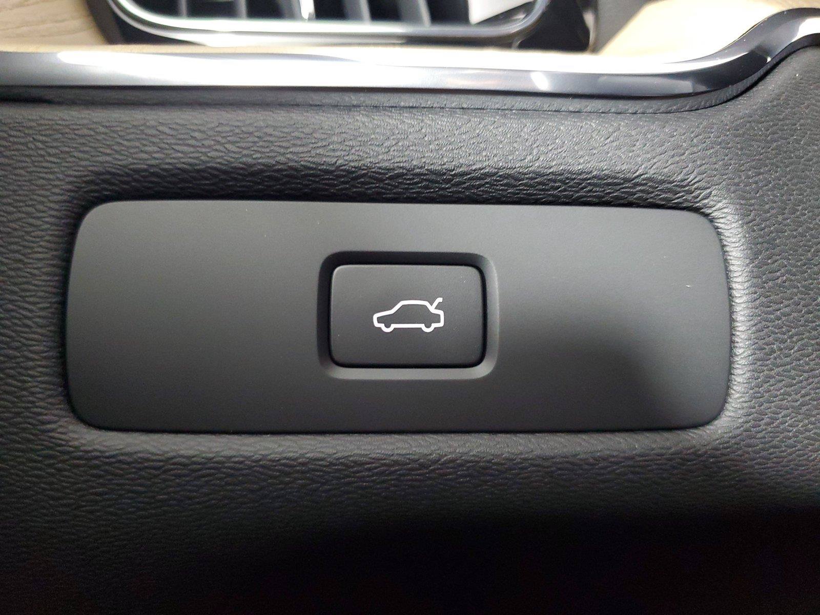 New 2027 Volvo XC60 B5 Core AWD/4WD image 35