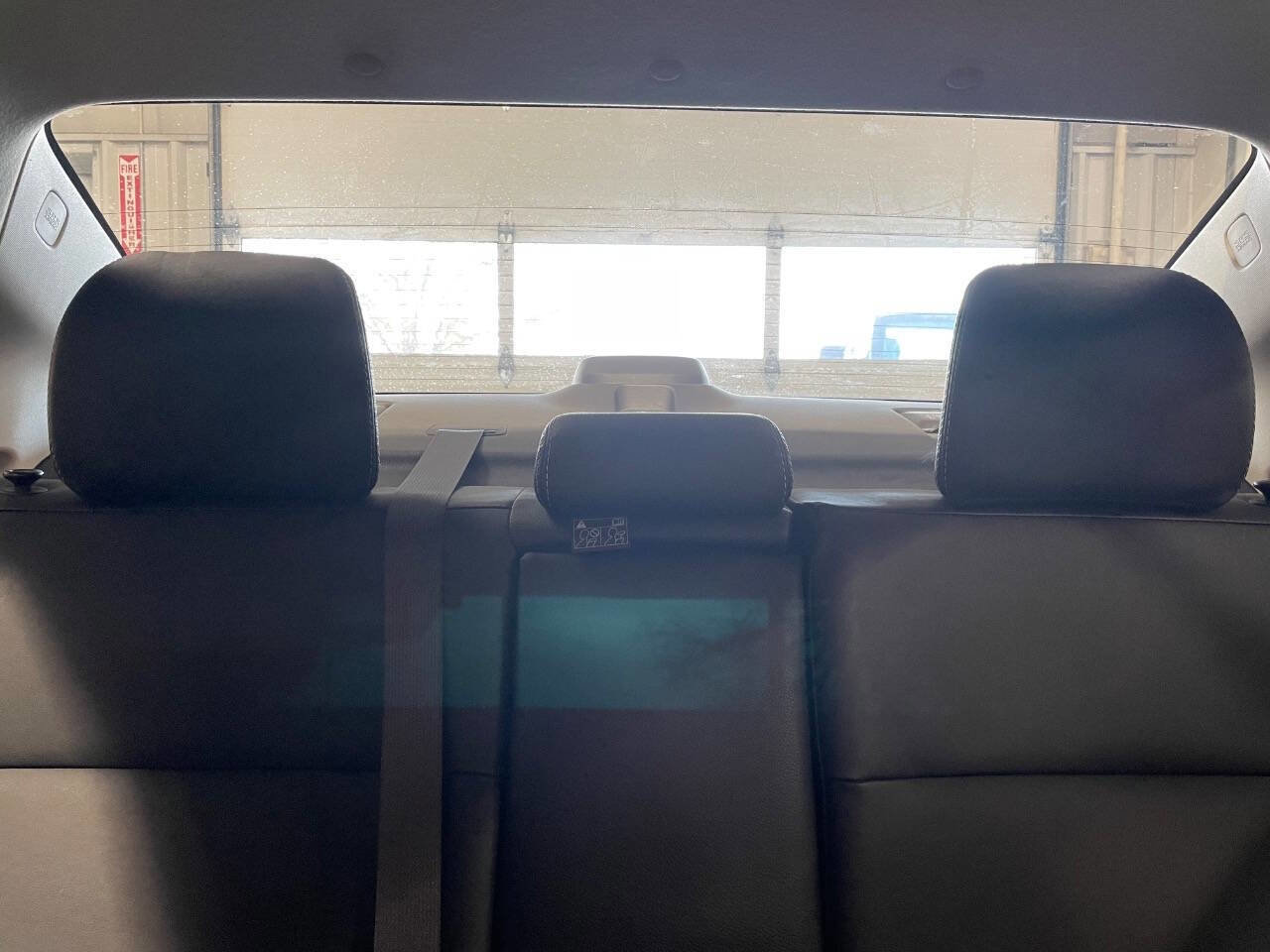 Used 2016 Subaru Impreza 2.0i Limited w/ Popular Package #2 image 7