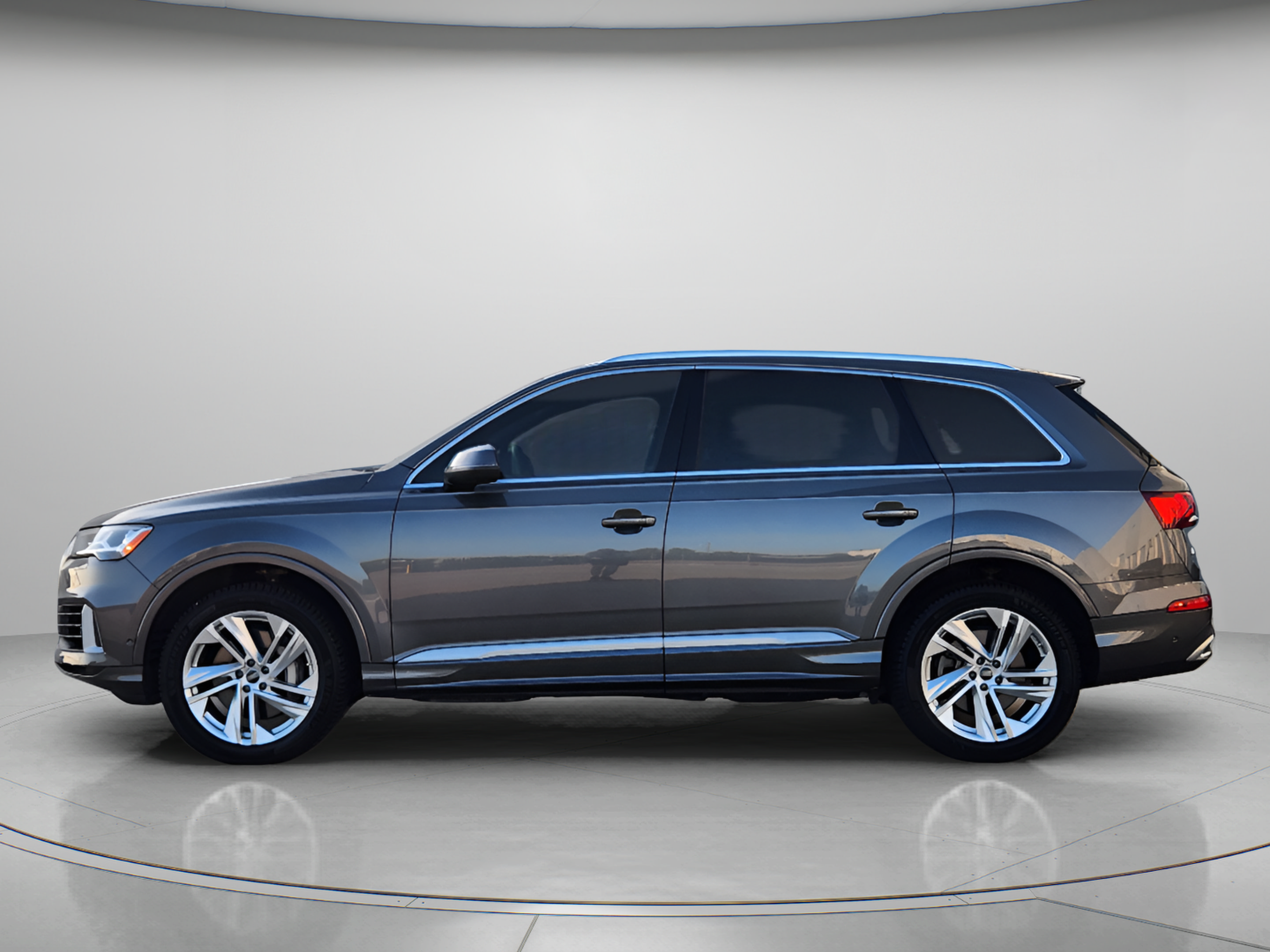 Used 2023 Audi Q7 3.0T Premium Plus w/ Premium Plus Package AWD/4WD video 2