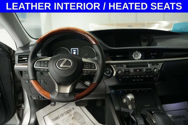Used 2017 Lexus ES 350 FWD image 2