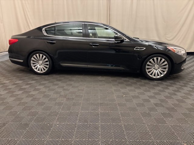 Used 2015 Kia K900 Premium w/ Interior Highline Package image 4