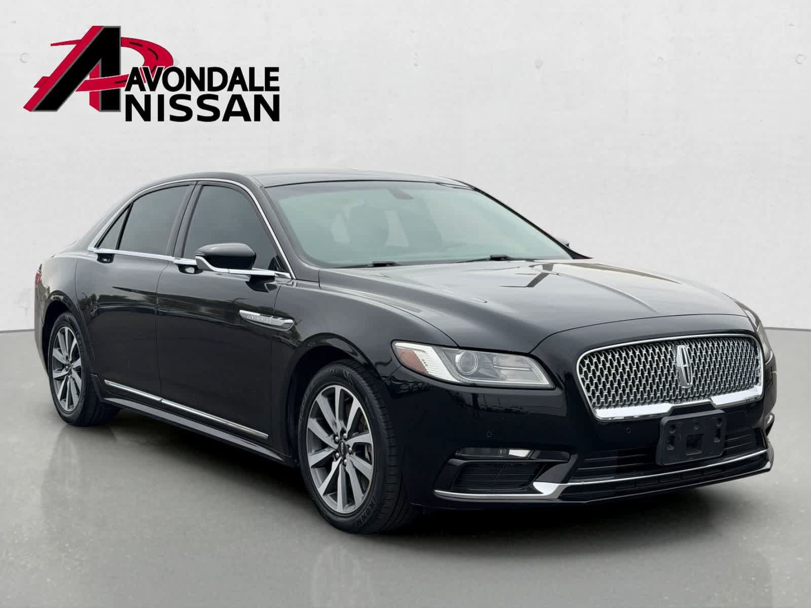 Used 2017 Lincoln Continental Premiere FWD image 8