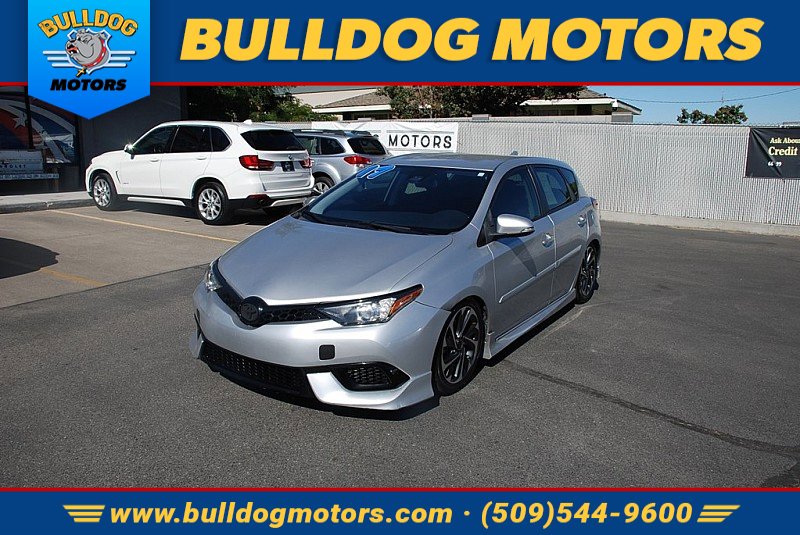 Used 2017 Toyota Corolla iM w/ Carpet Mat Package