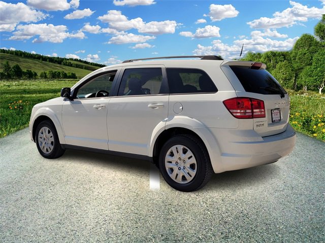 Certified 2018 Dodge Journey SE image 3