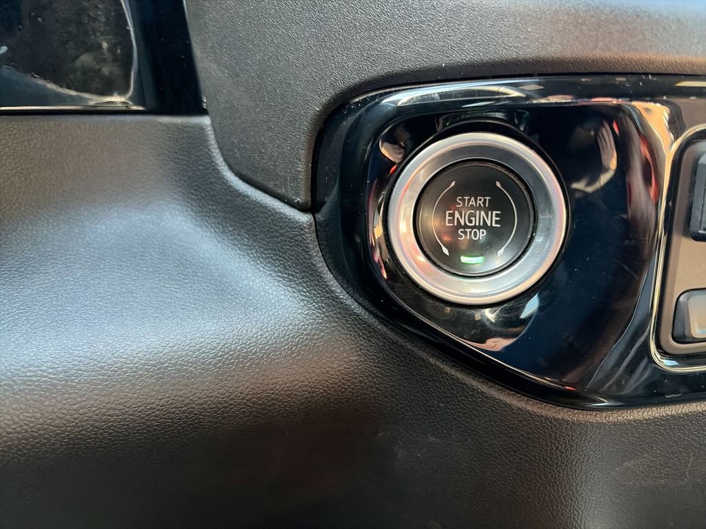 Certified 2024 Chevrolet Silverado 2500 High Country w/ High Country Premium Package image 19