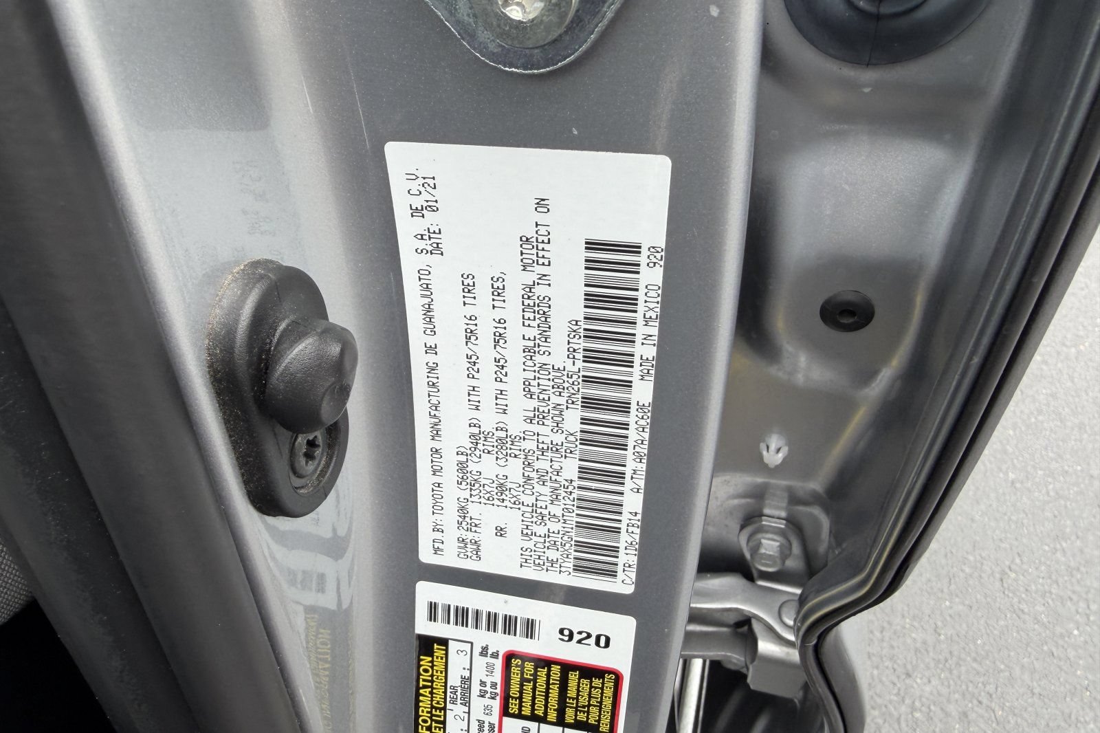 Used 2021 Toyota Tacoma SR RWD image 28
