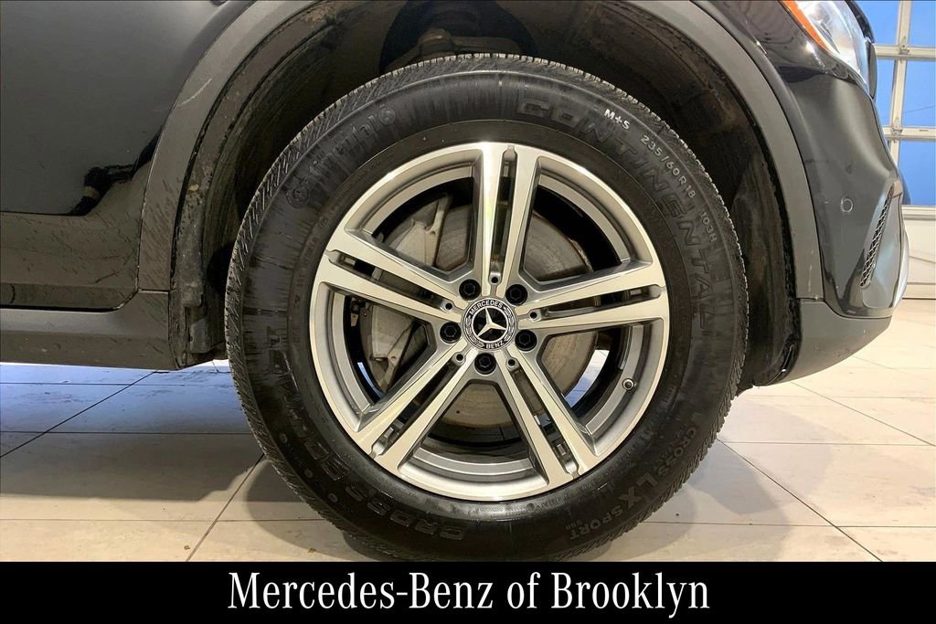 Used 2021 Mercedes-Benz GLC 300 4MATIC image 11