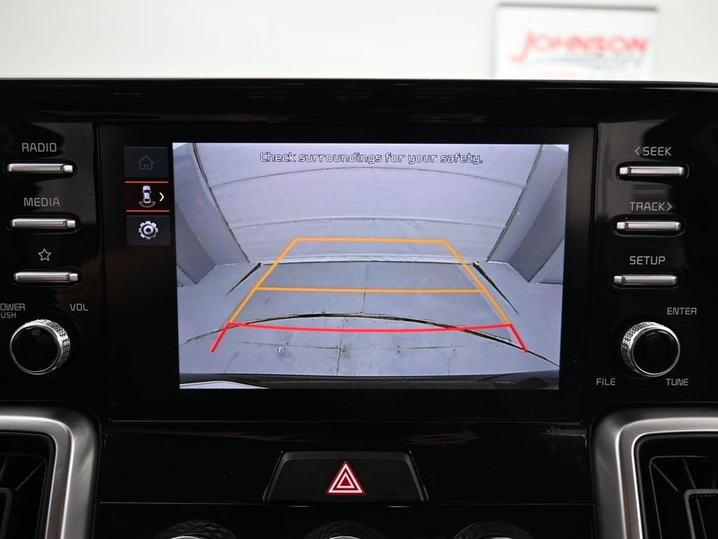 Used 2023 Kia Sorento LX image 18