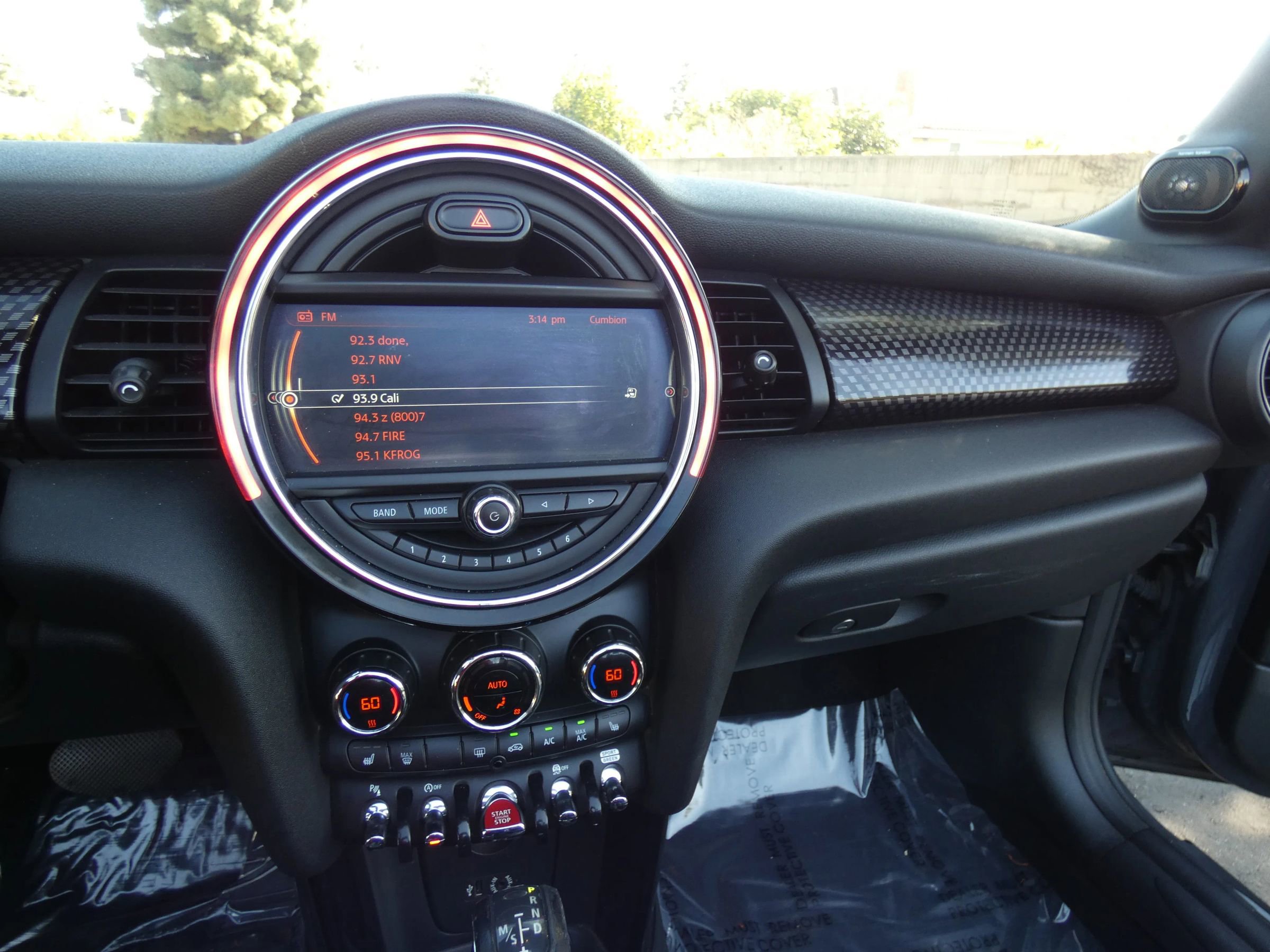 Used 2018 MINI Cooper S image 45