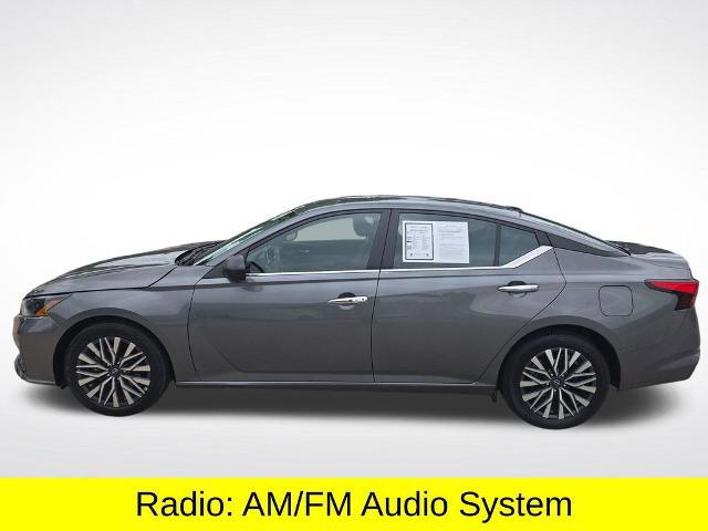 Certified 2025 Nissan Altima 2.5 SV FWD image 2