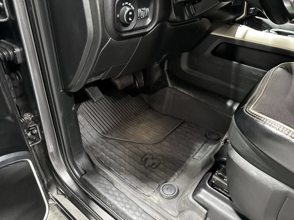 Used 2023 RAM 4500 Laramie AWD/4WD image 10