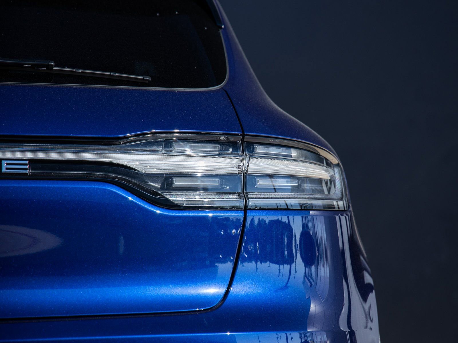 Certified 2026 Porsche Macan image 14