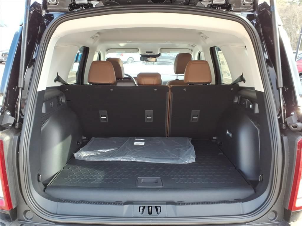New 2025 Ford Bronco Sport Outer Banks w/ Sasquatch Outer Banks Package AWD/4WD image 13