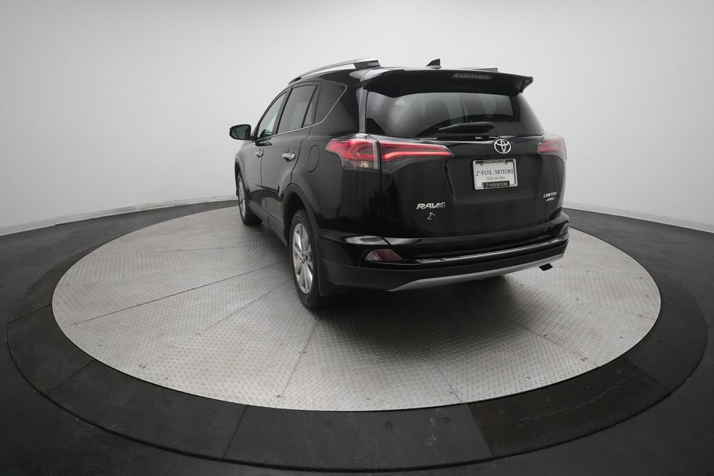 Used 2018 Toyota RAV4 Limited w/ Advanced Technology Package AWD/4WD image 35