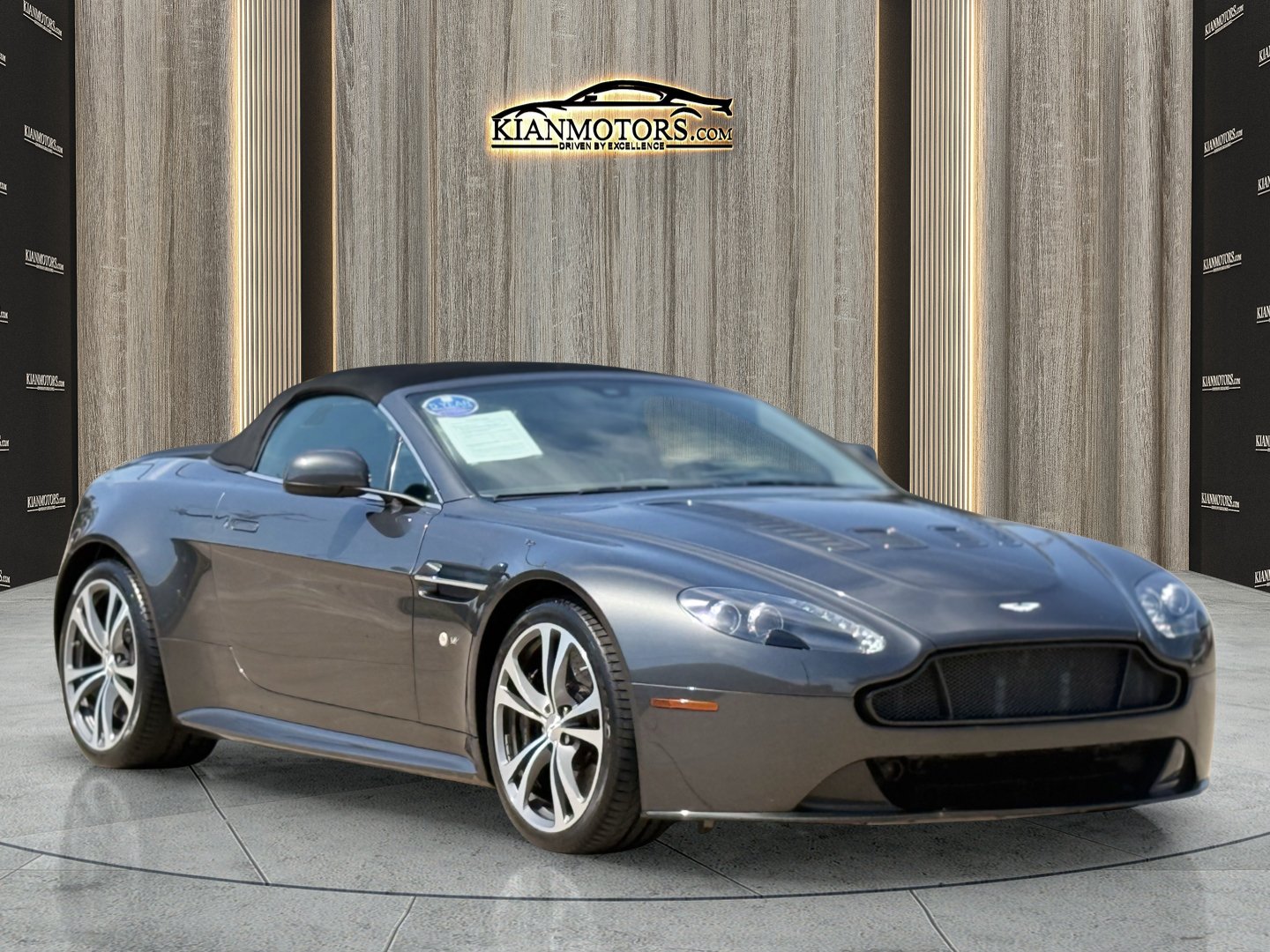 Used 2015 Aston Martin V12 Vantage S RWD 360° Tour