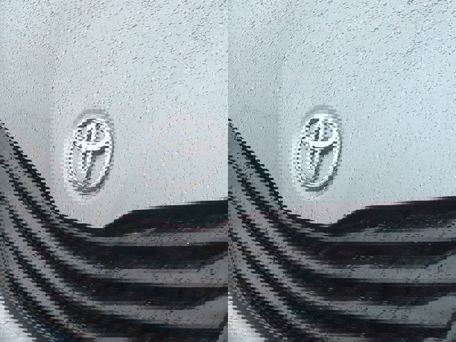 Used 2016 Toyota Sienna L image 12