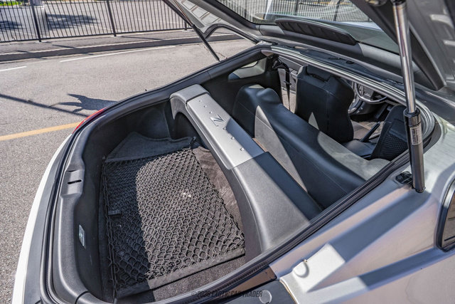 Used 2006 Nissan 350Z Coupe w/ (N93) Cargo Convenience Pkg image 32