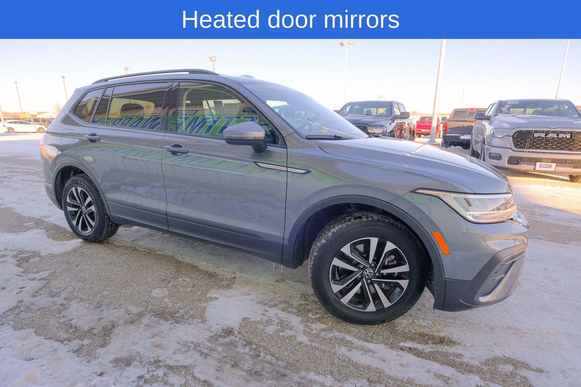 Used 2024 Volkswagen Tiguan S image 12