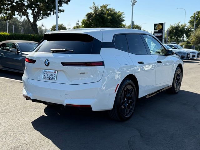 Used 2026 BMW iX xDrive60 image 8