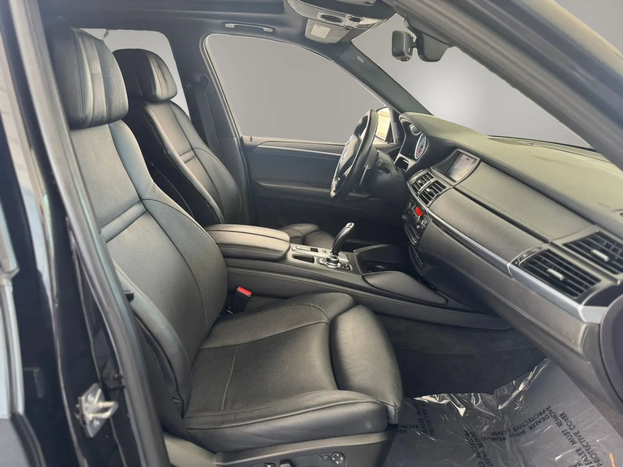 Used 2011 BMW X5 M xDrive Sport Utility 4D image 9