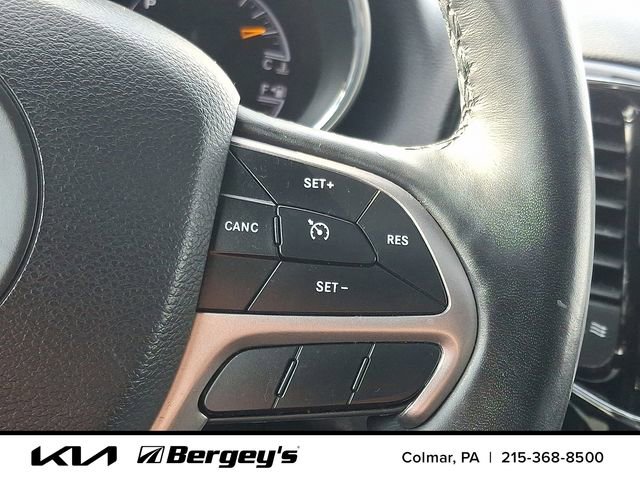 Used 2020 Jeep Grand Cherokee Altitude image 25