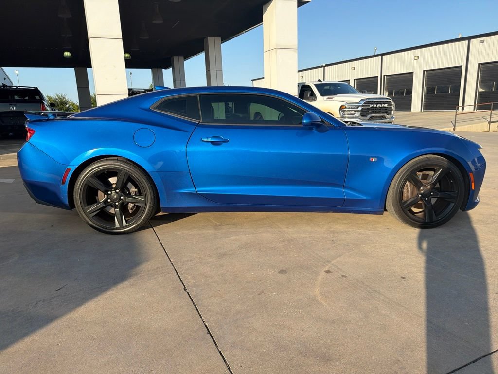 Used 2018 Chevrolet Camaro SS RWD image 2