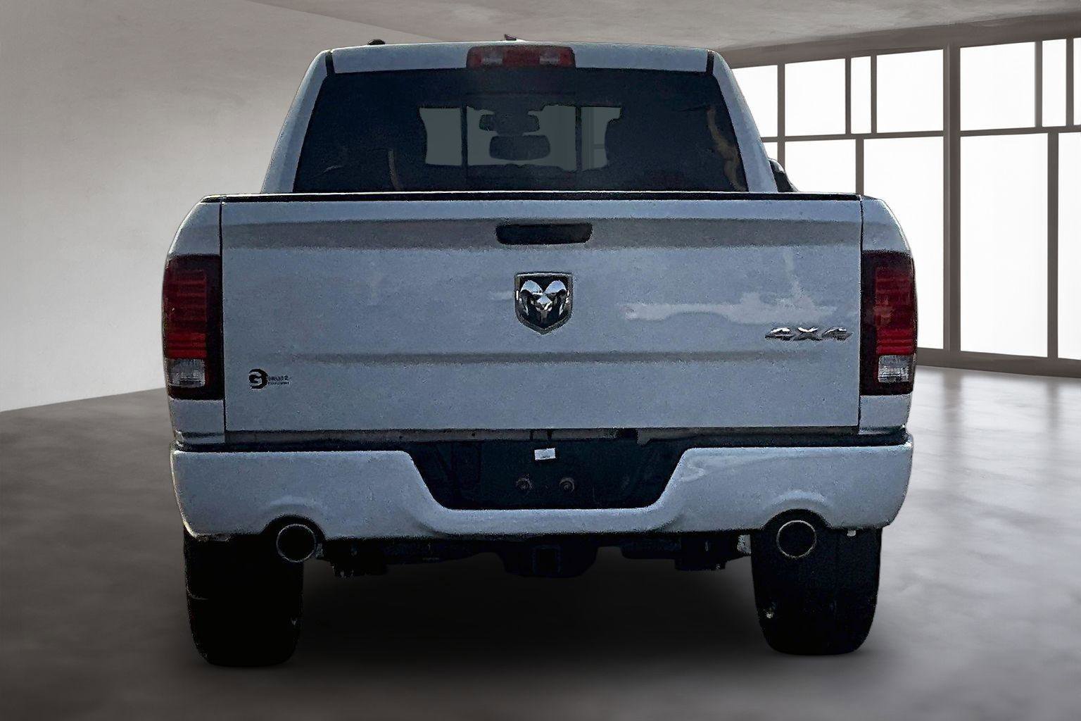 Used 2016 RAM 1500 Sport w/ Sport Premium Group image 5