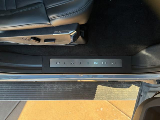 Used 2026 Ford F450 Platinum AWD/4WD image 25