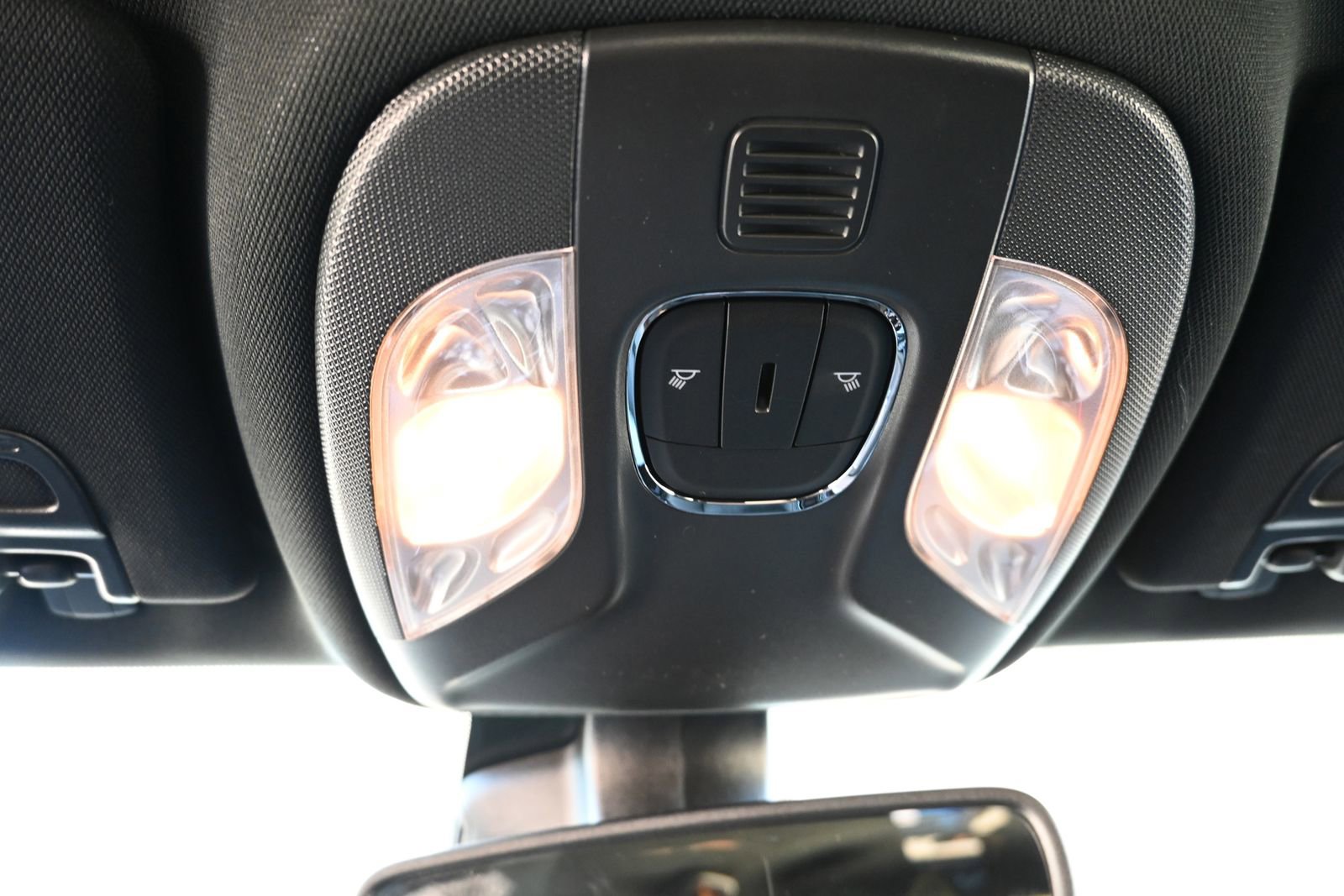 New 2026 Jeep Compass Latitude AWD/4WD image 16