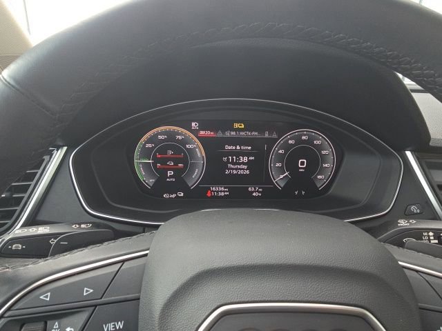 Used 2024 Audi Q5 e Premium Plus w/ Premium Plus Package image 15