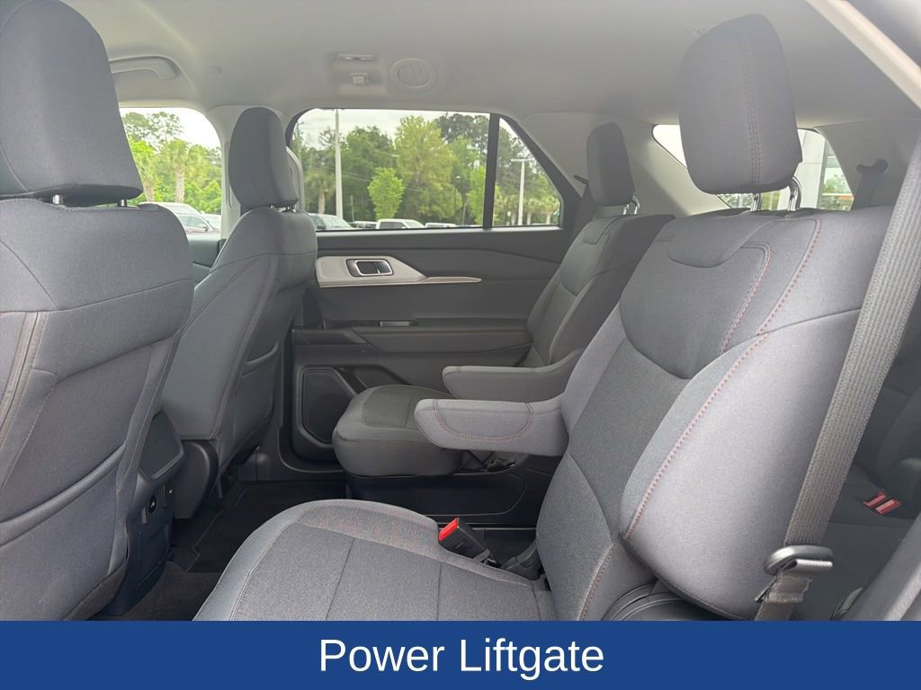 Certified 2026 Ford Explorer Active image 14