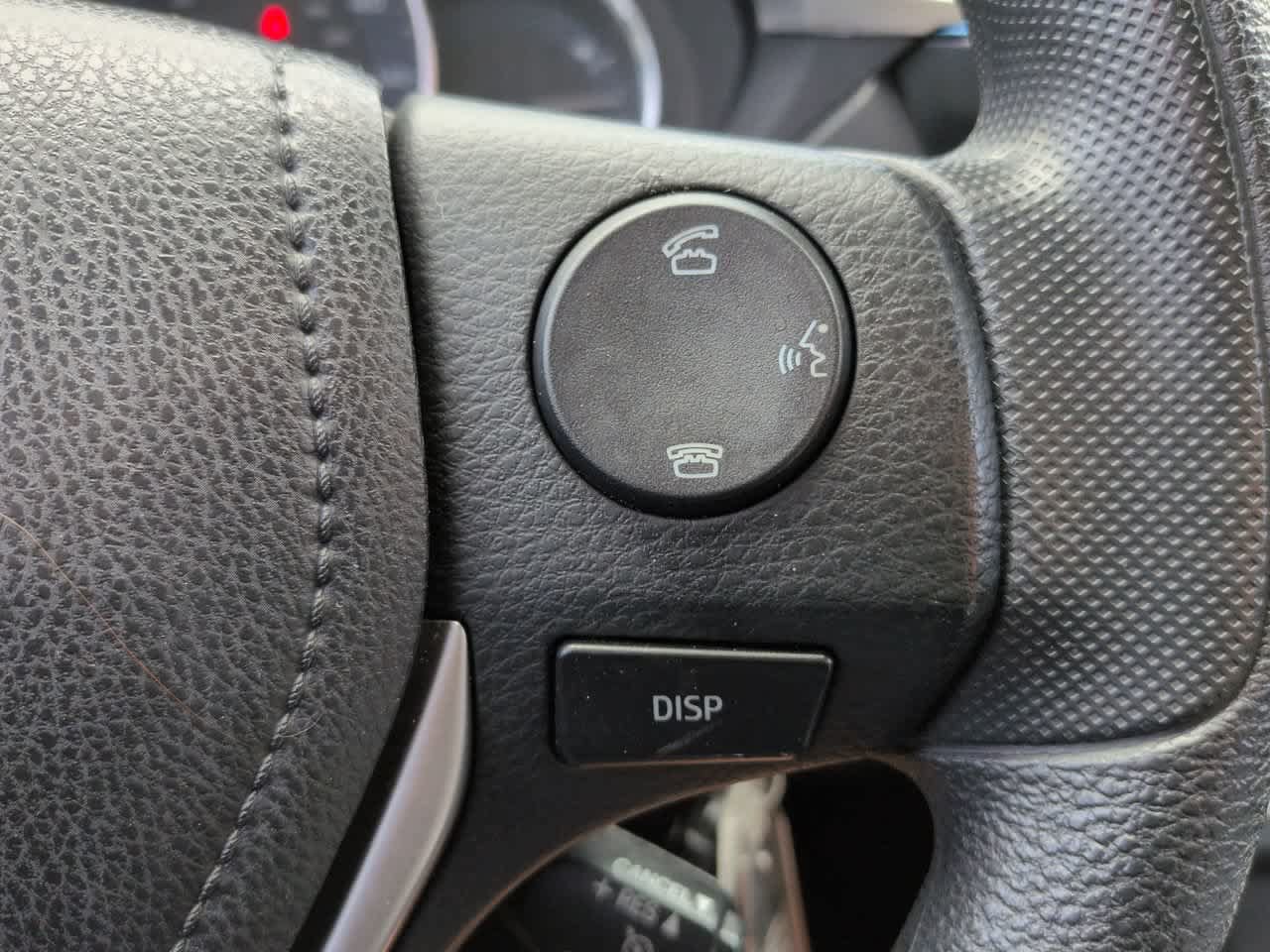 Used 2015 Toyota Corolla LE FWD image 23