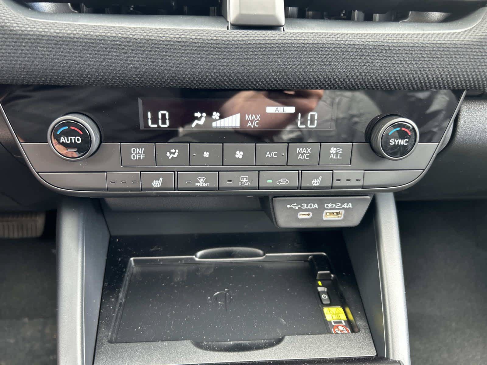 New 2026 Subaru Outback Limited AWD/4WD image 14