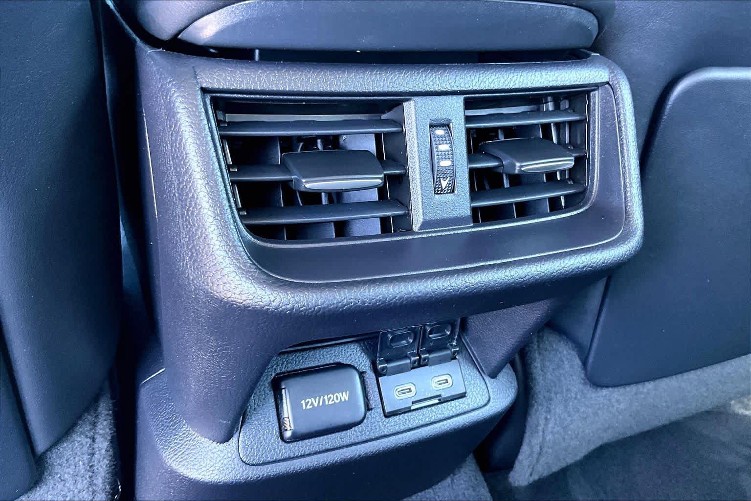 Used 2022 Lexus ES 300h w/ Accessory Package FWD image 32