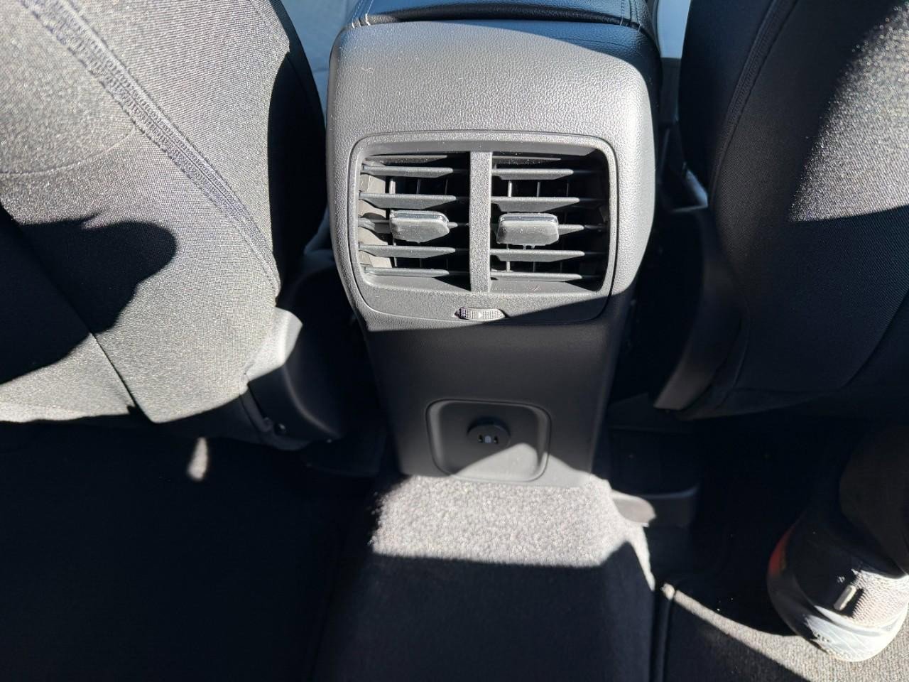 New 2026 Ford Escape Active w/ Cold Weather Package FWD image 5
