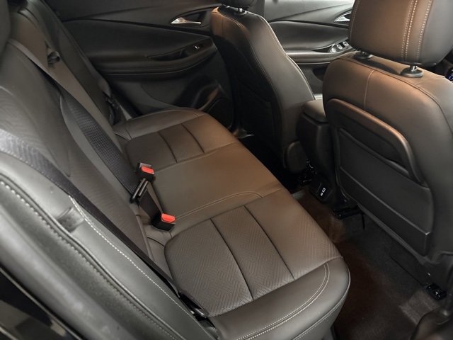 Used 2023 Buick Encore GX Essence w/ Experience Buick Package image 12