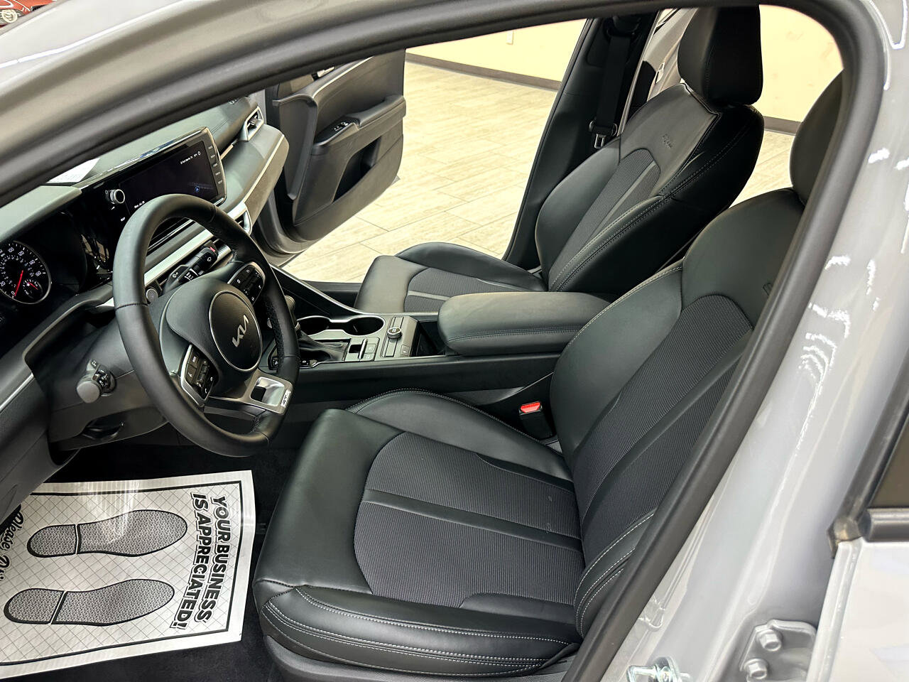 Used 2023 Kia K5 GT-Line w/ GT-Line Premium Package image 21